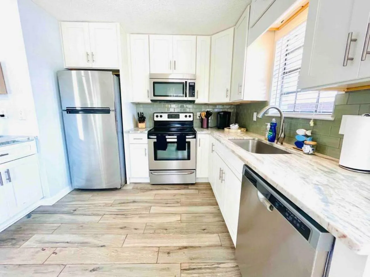 Sol Searching - Family Friendly Bungalow Destin 0*,  United States
