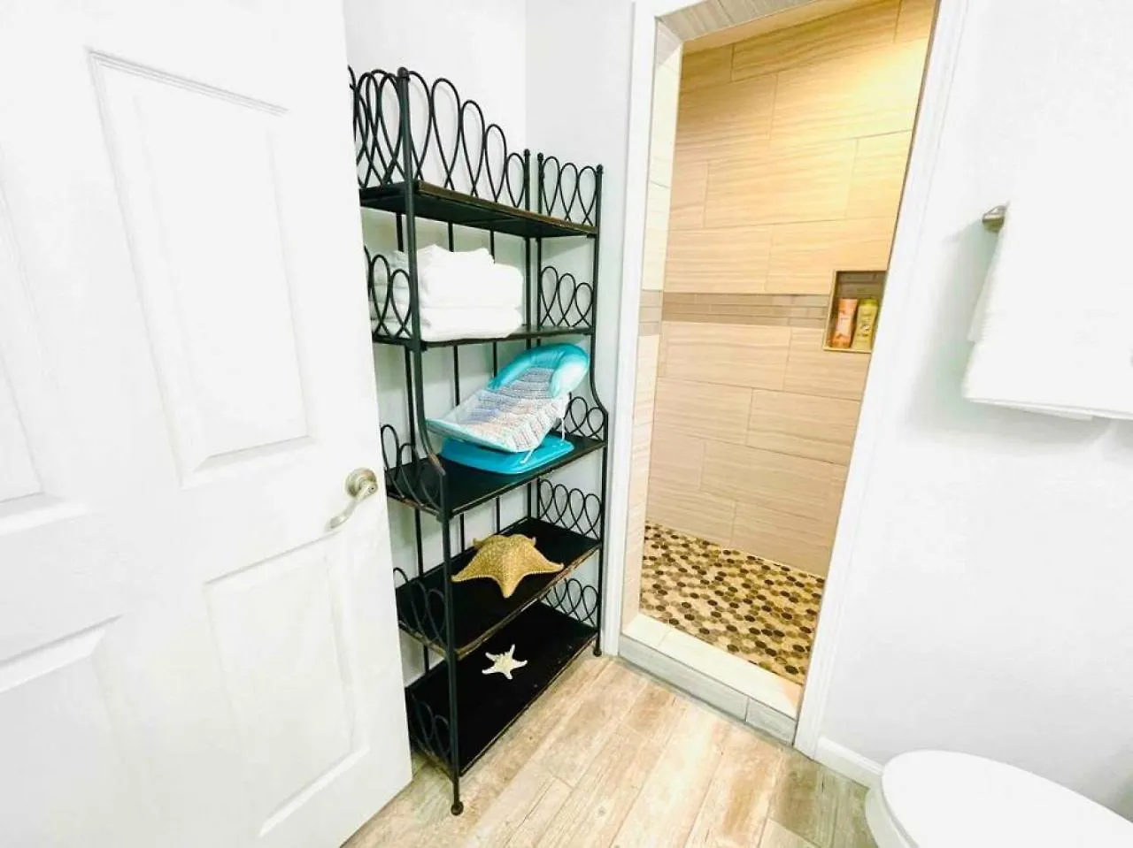 Sol Searching - Family Friendly Bungalow Destin 0*,  United States