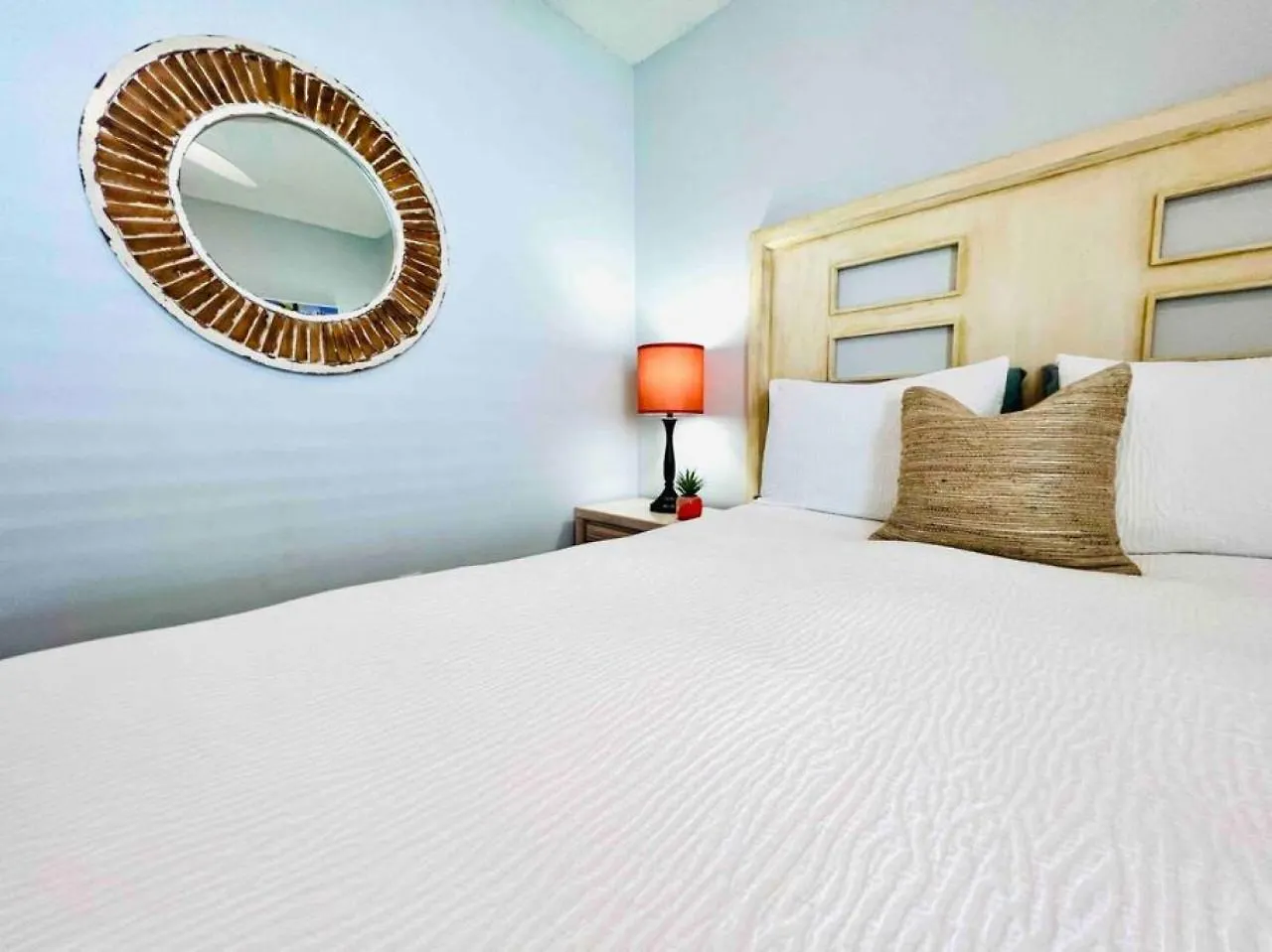 Sol Searching - Family Friendly Bungalow Destin
